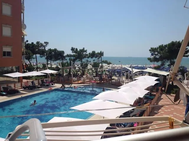 Charming Apartment, Sea View Durres Apartment Golem (Tirana)