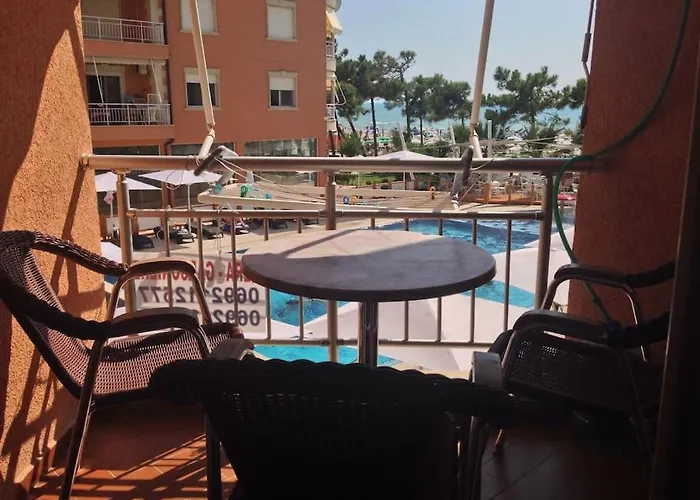 Charming Apartment, Sea View Durres Golem (Tirana)