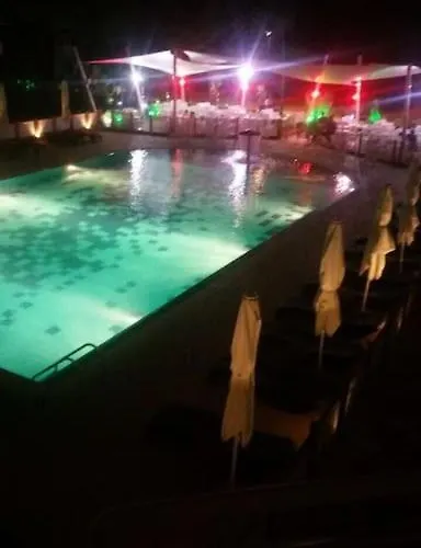 Charming Apartment, Sea View Durres Golem (Tirana)